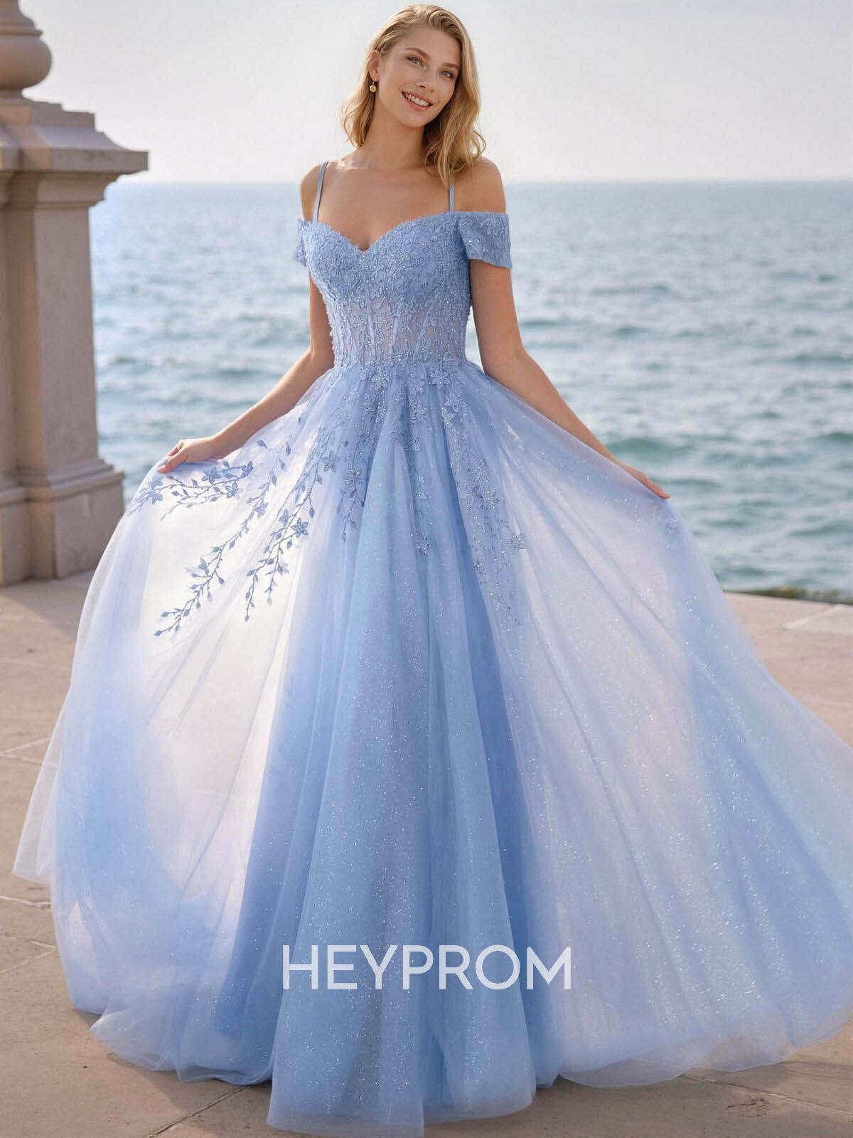 Dreamy Princess Ball Gown Sparkly Tulle Prom Dresses With Floral Applique
