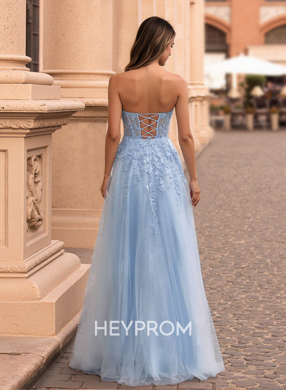 Princess Ball Gown Sweetheart Detachable Straps Tulle Prom Dresses With Lace Applique