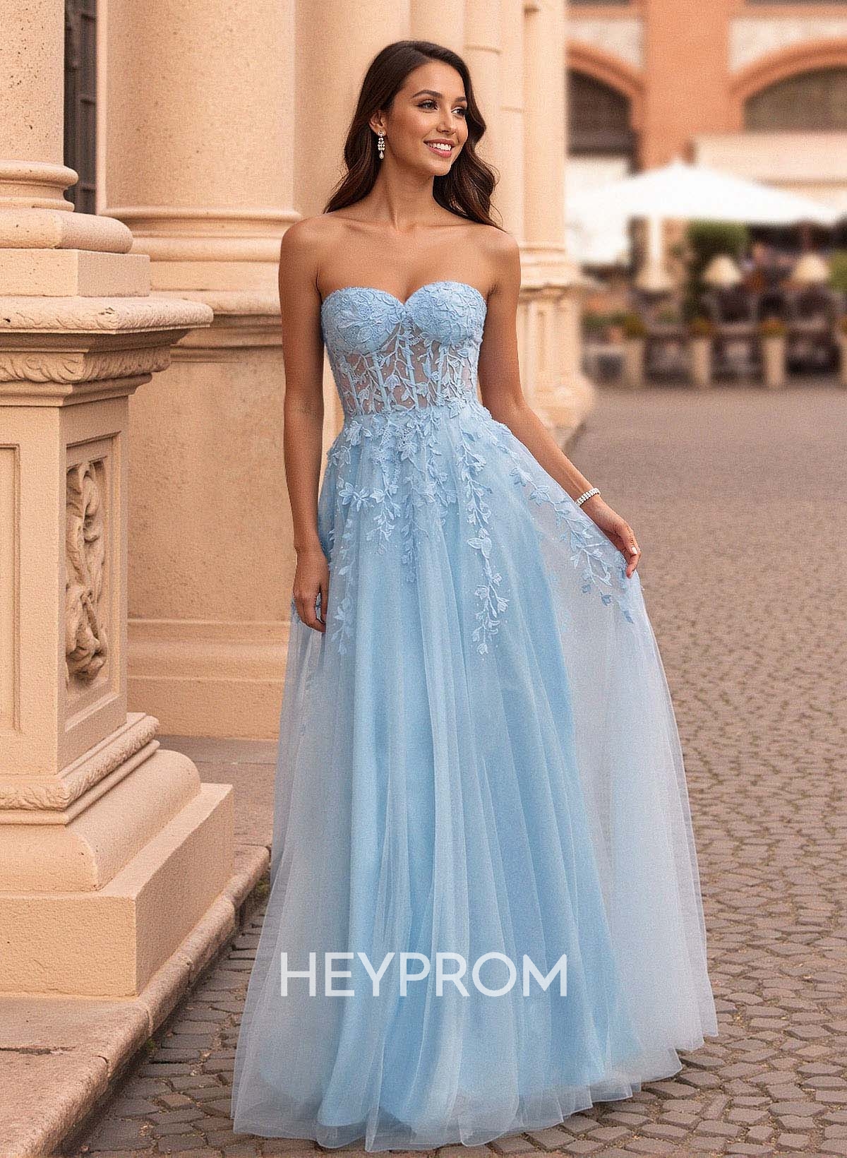 Princess Ball Gown Sweetheart Detachable Straps Tulle Prom Dresses With Lace Applique