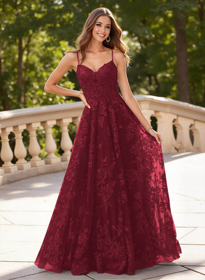 Dreamy V-Neck Spaghetti Straps A-Line Sweep Train Lace/Tulle Prom Dresses