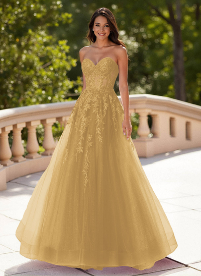 Dreamy Sweetheart Illusion Corset A-Line Sweep Train Lace/Tulle Prom Dresses