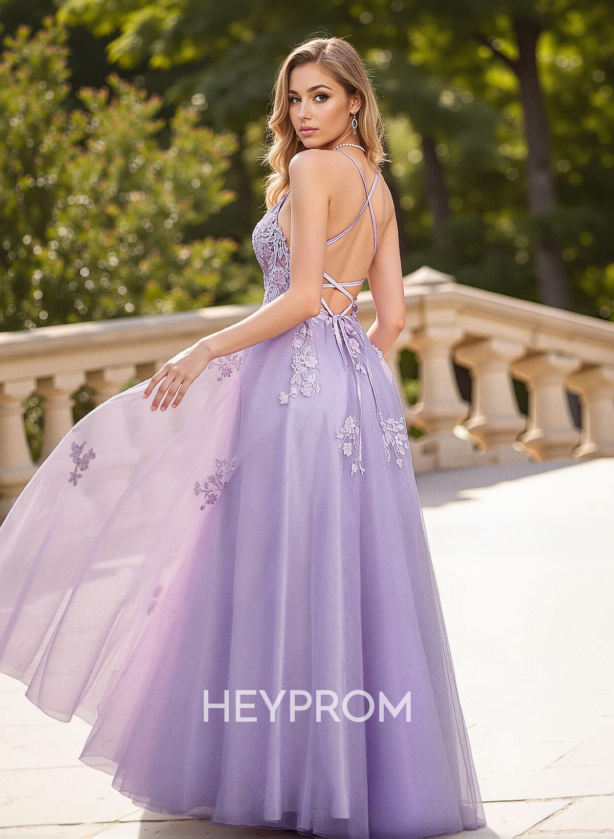 Dreamy Lace V-Neck Illusion Corset A-Line Floor-Length Tulle Prom Dresses