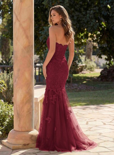 Flattering Sweetheart Mermaid Floor-Length Lace/Tulle Prom Dresses