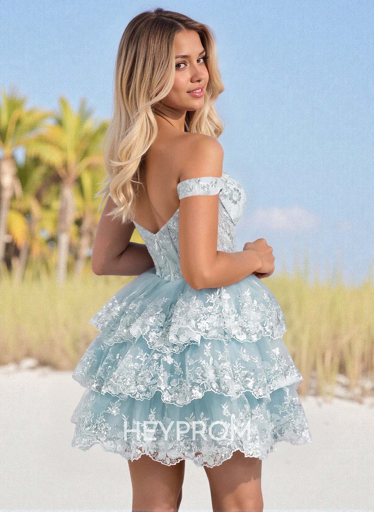 Sweetheart Off-The-Shoulder A-Line Tiered Short/Mini Tulle Homecoming Dresses