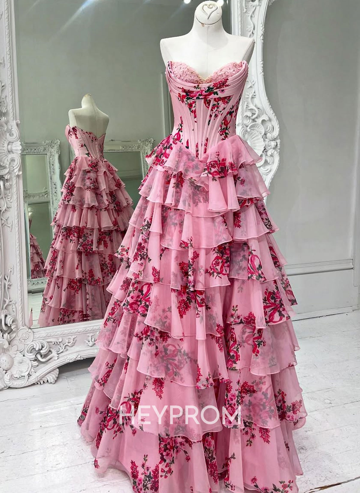 Dreamy Sweetheart Corset A-Line Tiered High Split Sweep Train Prom Dresses