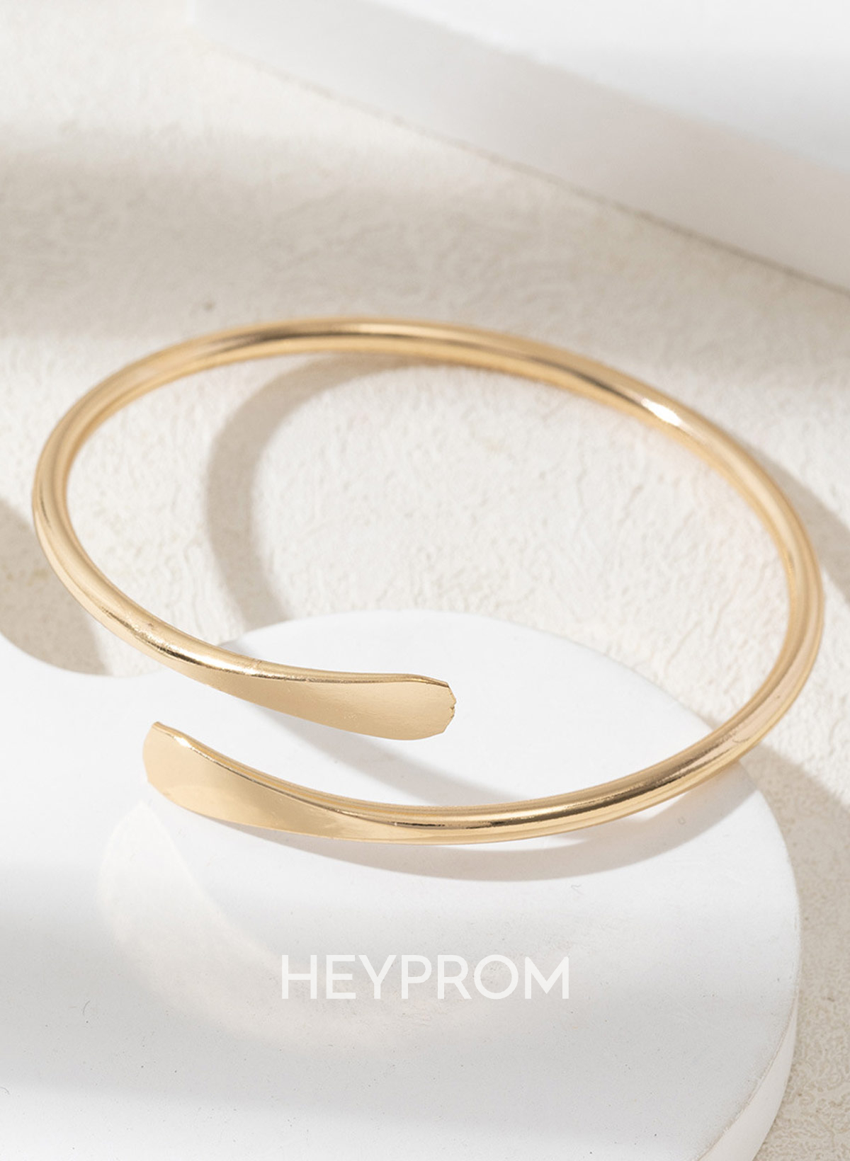 Stylish And Minimalist Metal Bracelets