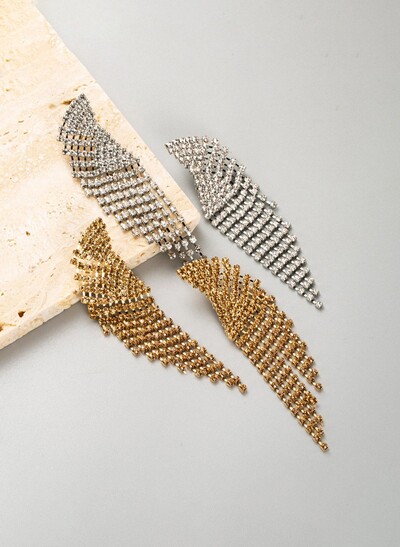 Diamond Studded Claw Chain Tassel Earrings