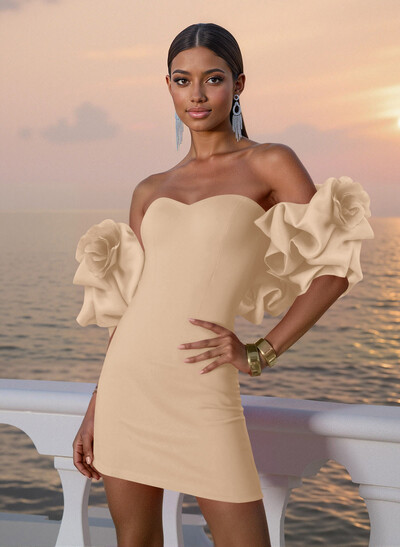 Sheath/Column Strapless Detachable Short/Mini Crepe Satin Homecoming Dresses With Flower(s)