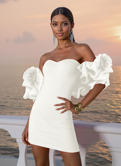 Sheath/Column Strapless Detachable Short/Mini Crepe Satin Homecoming Dresses With Flower(s)