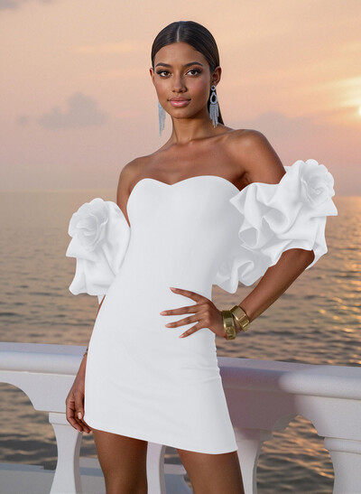 Sheath/Column Strapless Detachable Short/Mini Crepe Satin Homecoming Dresses With Flower(s)