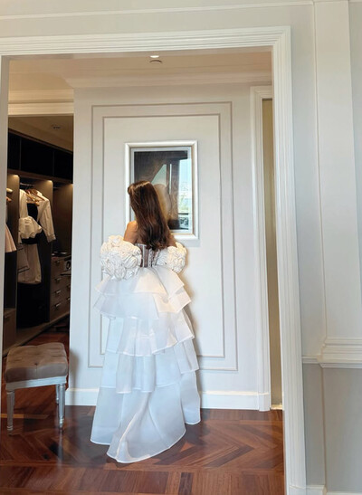 A-Line Strapless Detachable Sleeves Short/Mini Homecoming Dresses With Cascading Ruffles