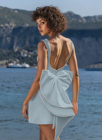 Elegant Beading Scoop Neck A-Line Short/Mini Elastic Satin Homecoming Dresses With Bow(s)