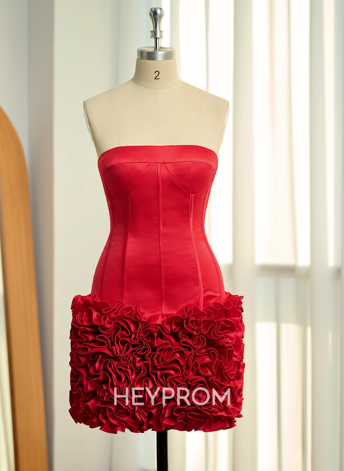 Unique Sweetheart Sleeveless Short/Mini Satin Homecoming Dresses With Flower(s)