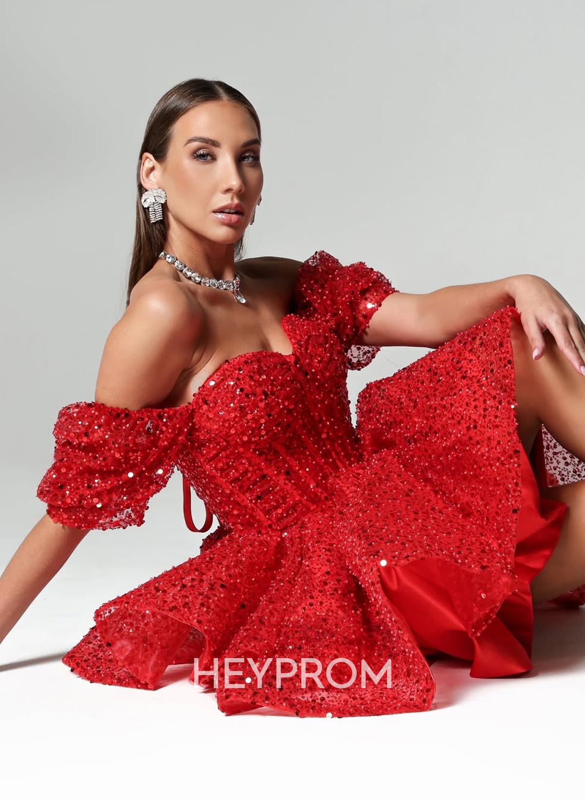 Sparkle Sweetheart Off-The-Shoulder A-Line Tiered Short/Mini Sequined Homecoming Dresses
