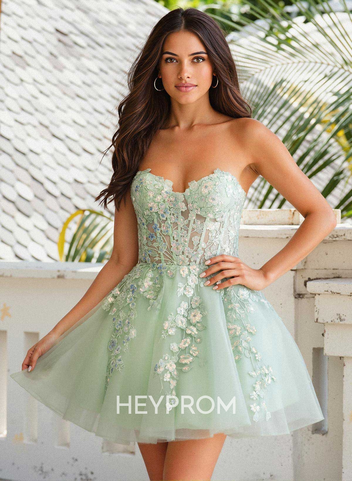 Elegant A-Line Strapless Short/Mini Satin/Lace Homecoming Dresses With Sequins