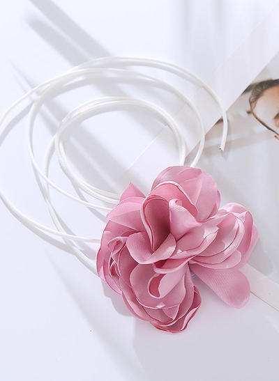 Three Dimensional Flower Tie Necklace