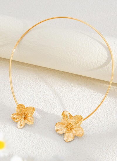 Bohemian Vacation 3D Flower Necklace