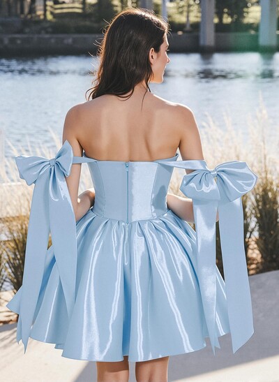 A-Line Off-The-Shoulder Short/Mini Liquid Satin Homecoming Dresses With Bow(s)