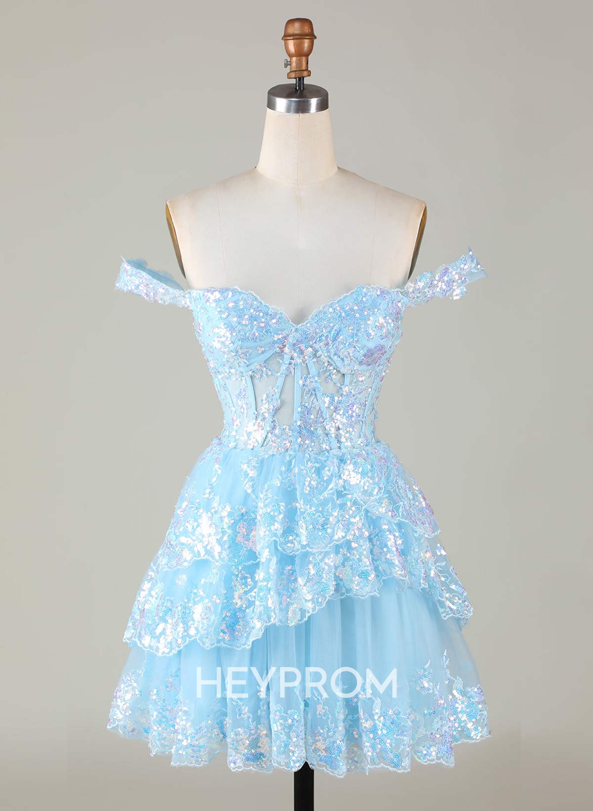 Sweetheart Sleeveless Tiered A-Line Short/Mini Lace/Tulle/Sequined Homecoming Dresses