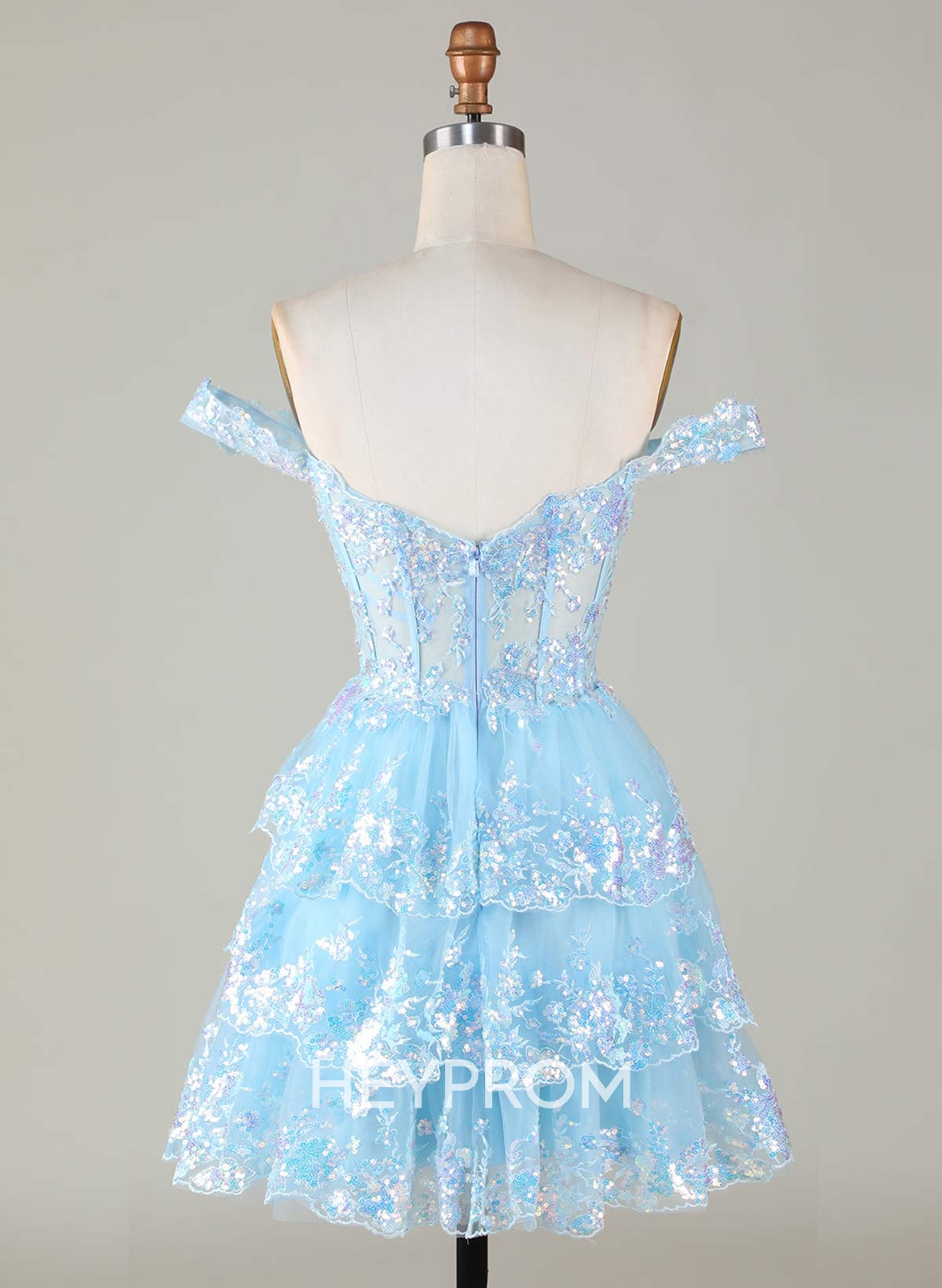 Sweetheart Sleeveless Tiered A-Line Short/Mini Lace/Tulle/Sequined Homecoming Dresses