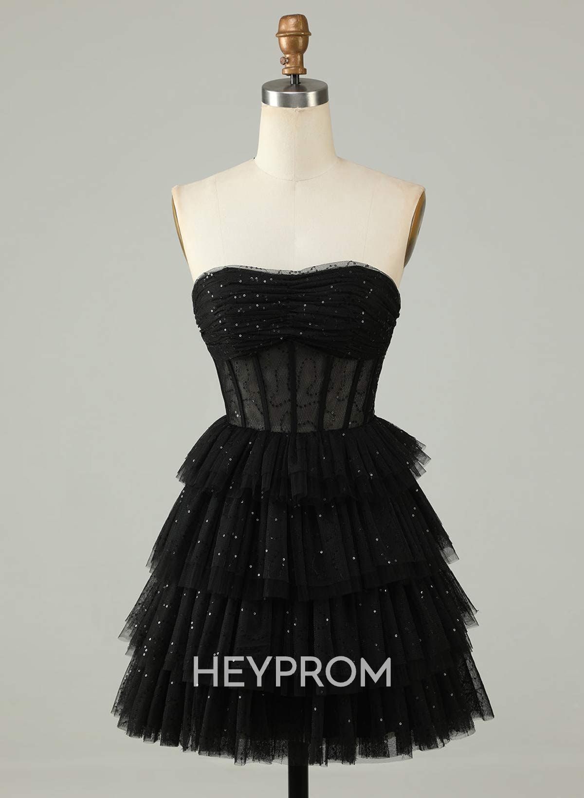 Sweetheart Sleeveless Tiered A-Line Short/Mini Tulle Homecoming Dresses With Sequins