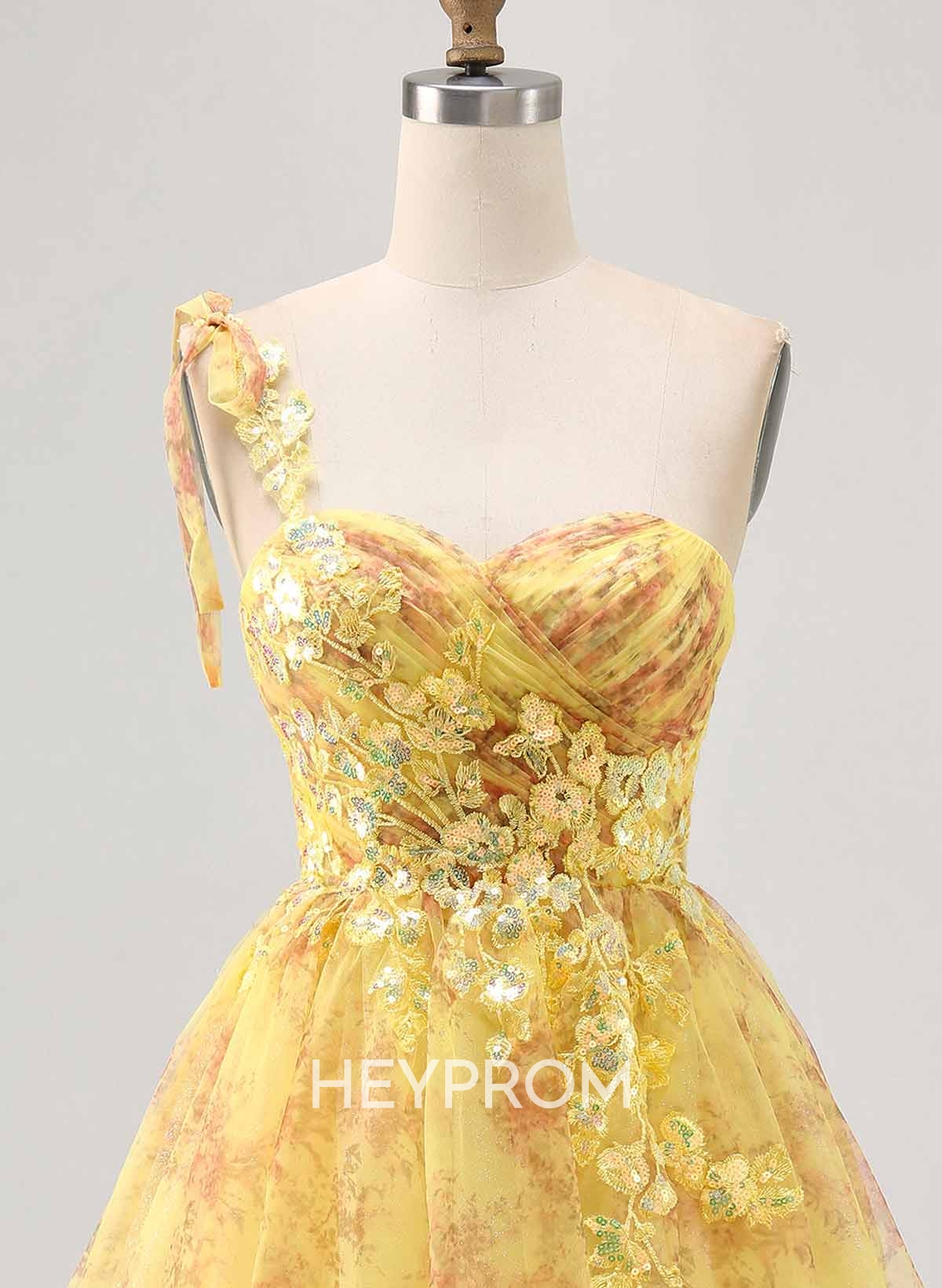 Sweetheart Flower(s) One-Shoulder A-Line Short/Mini Lace/Chiffon/Sequined Homecoming Dresses