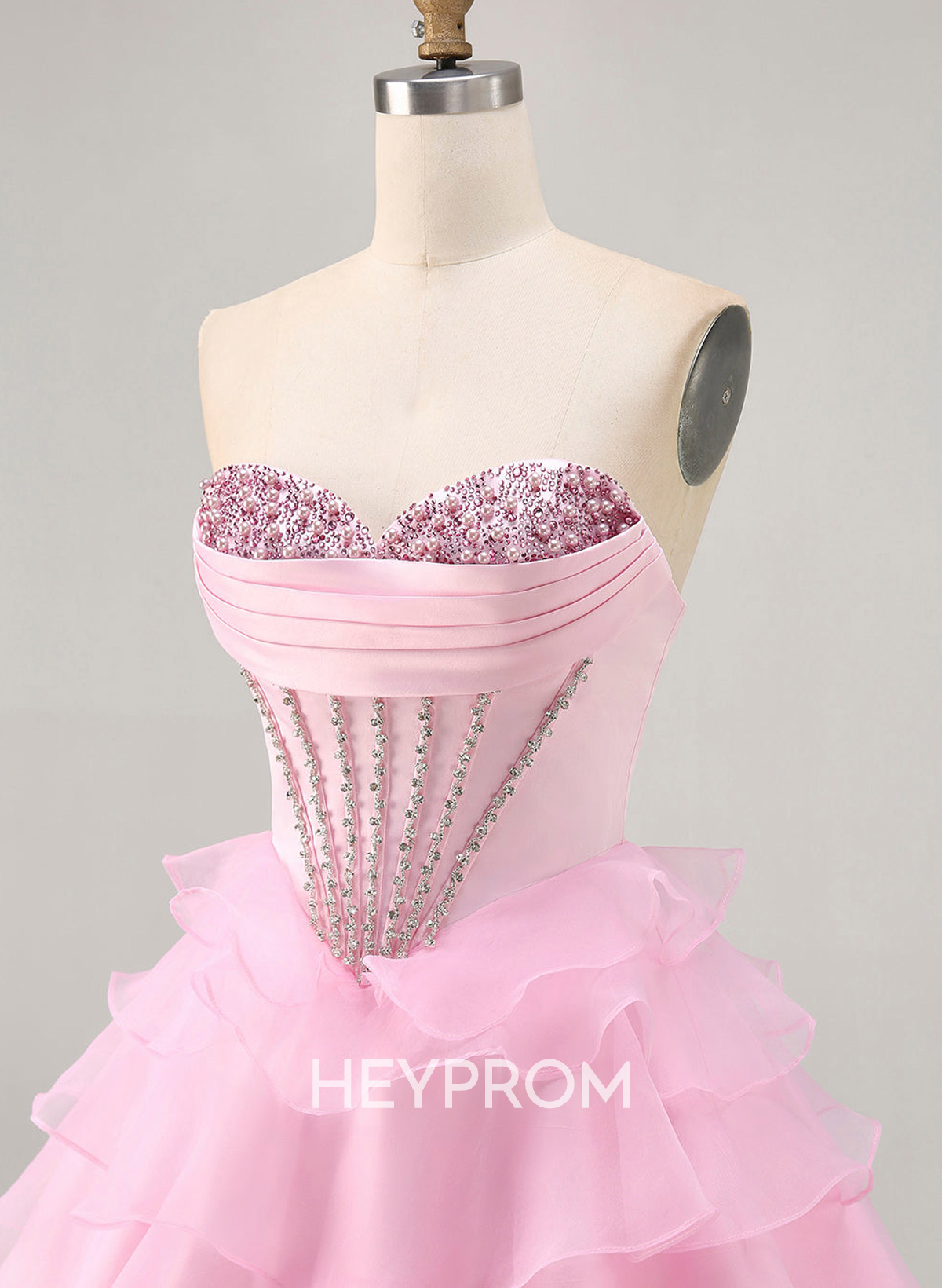 Rhinestone Beading Sweetheart Tiered A-Line Short/Mini Satin/Chiffon Homecoming Dresses