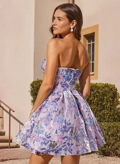 Elegant Strapless Sleeveless A-Line Short/Mini Homecoming Dresses With Flower(s)