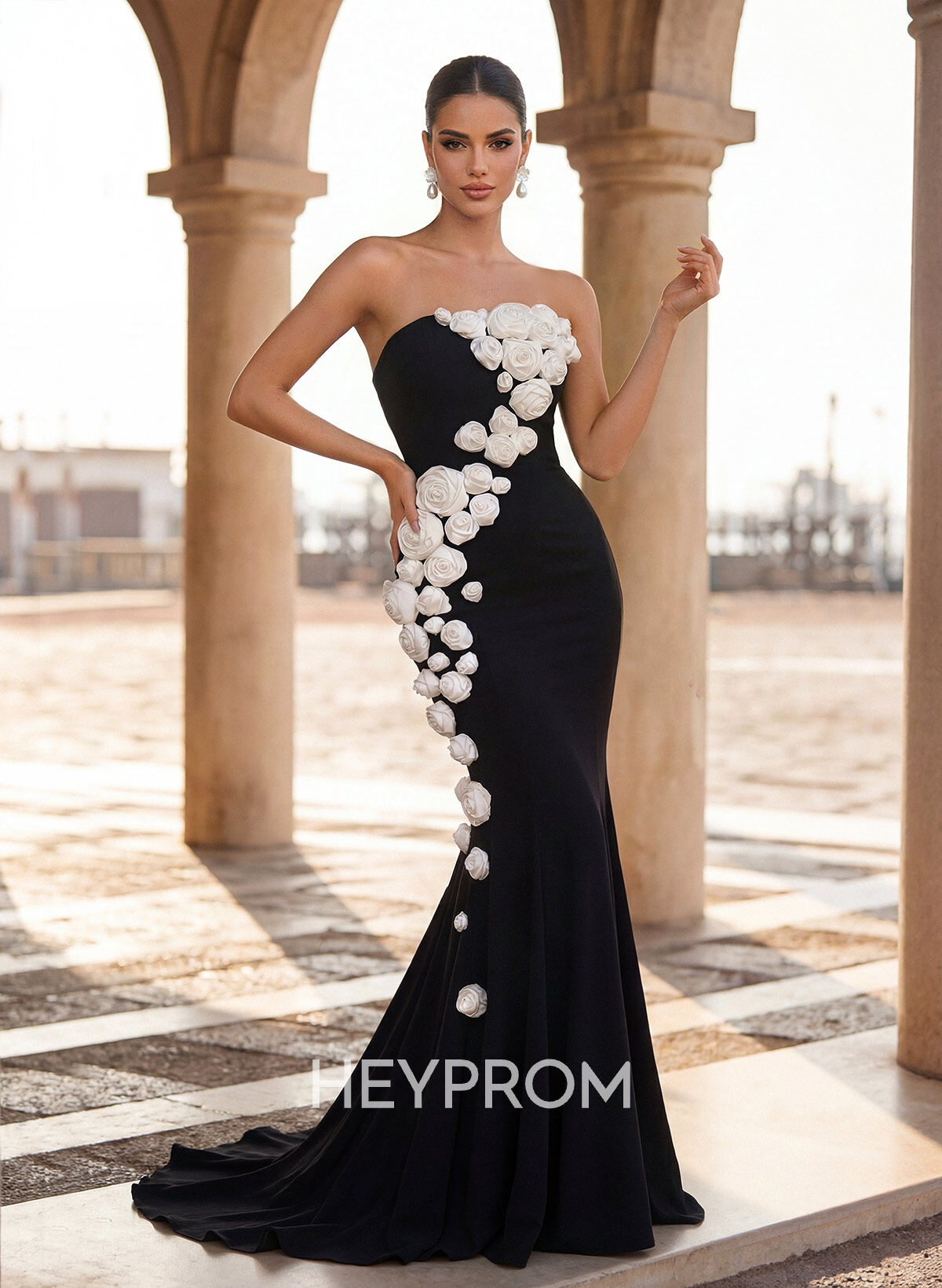 Trumpet/Mermaid Strapless Sleeveless Sweep Train Elastic Satin Prom Dresses With Flower(s)