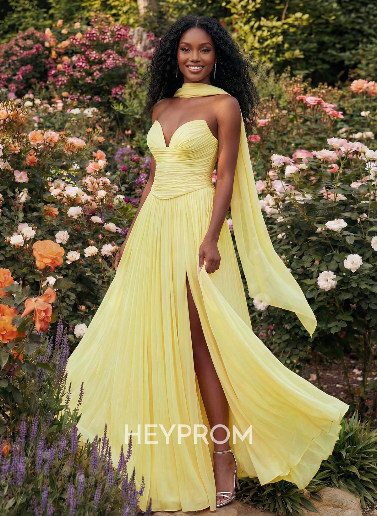 A-Line Strapless Sweep Train Chiffon Prom Dresses With Pleated/High Split