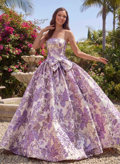 Elegant Ball-Gown Strapless Sleeveless Sweep Train Jacquard Prom Dresses With Bow(s)/Flower(s)