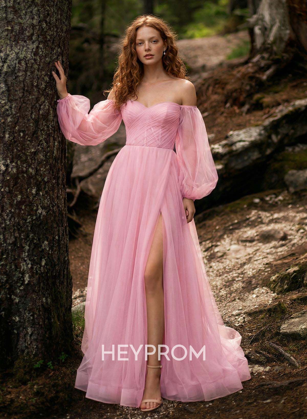 Sweet & Flow A-Line Sweetheart Long Sleeves Sweep Train Tulle Prom Dresses With High Split